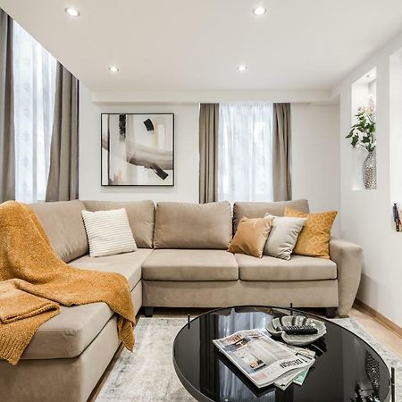 Bpr Luxurious & Stylish Duplex Home บูดาเปสต์ ภายนอก รูปภาพ