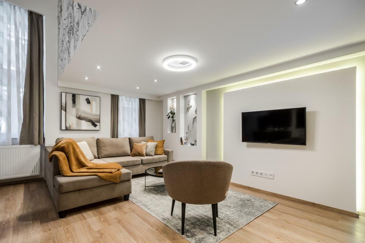 Bpr Luxurious & Stylish Duplex Home บูดาเปสต์ ภายนอก รูปภาพ