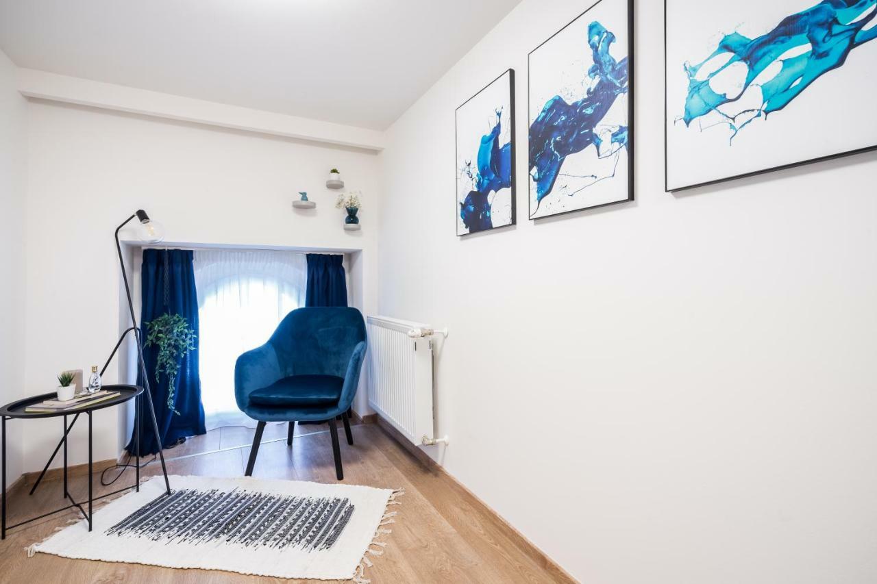 Bpr Luxurious & Stylish Duplex Home บูดาเปสต์ ภายนอก รูปภาพ